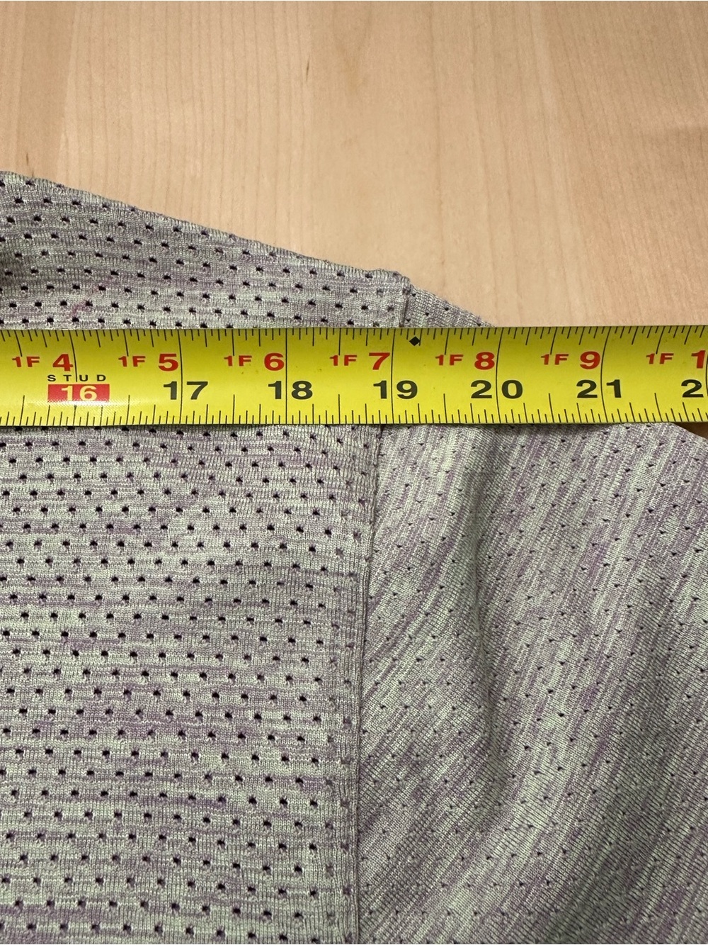 Lululemon quarter zip, lightweight, breathable. Women’s size XL - Picture 7 of 8